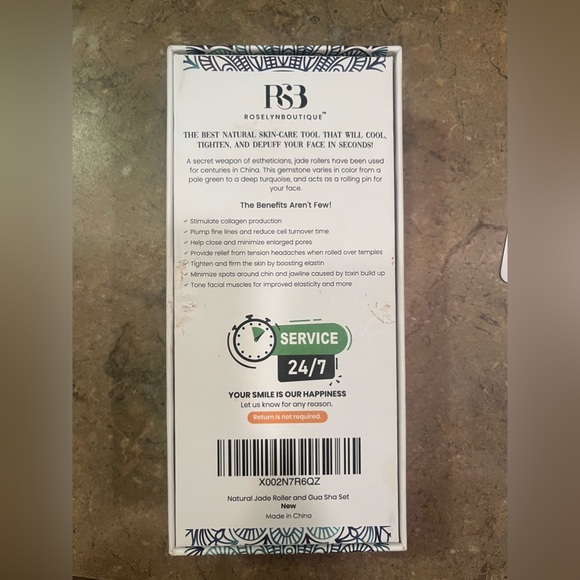 ROSELYNBOUTIQUE Jade Face Roller- Gua Sha Facial Tools. (Green w Jade Roller) - Picture 6 of 12